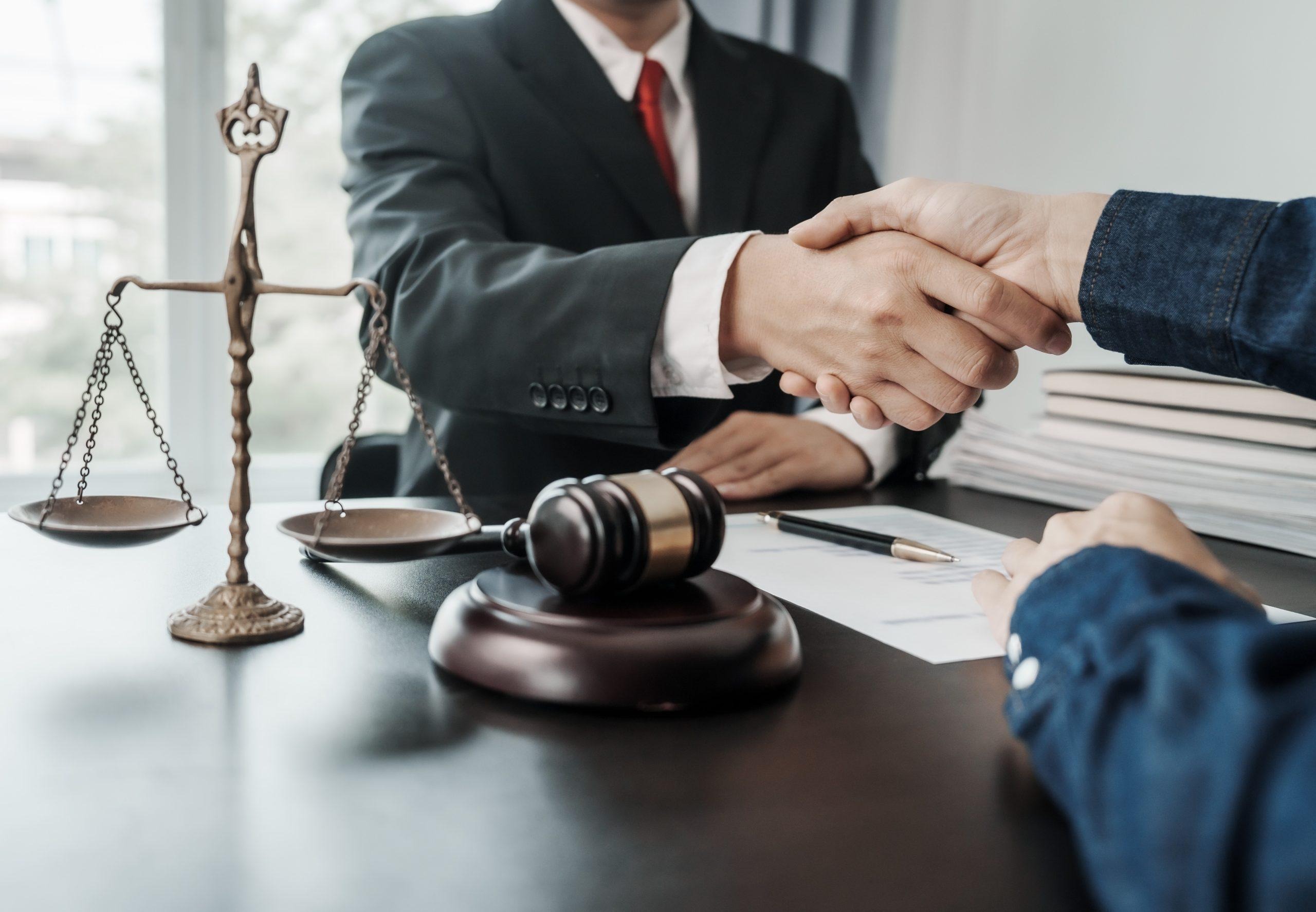 How can a corporate lawyer help with joint venture agreements in Dubai?